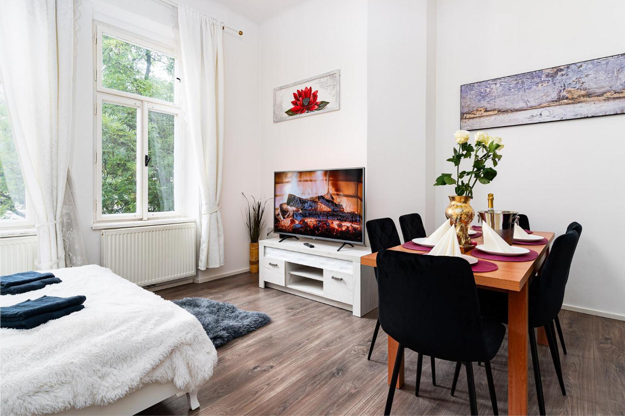 Grand Deluxe Suite Прага Екстериор снимка